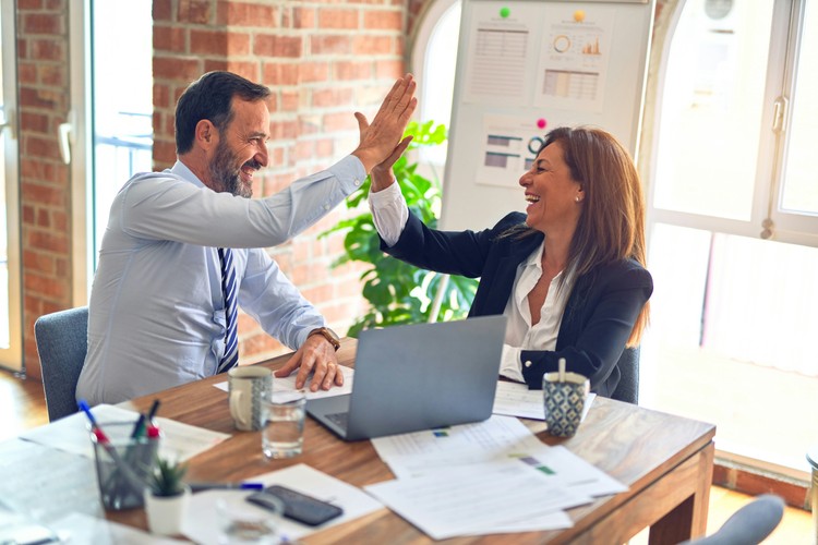 8 Steps For Easy Employee Onboarding